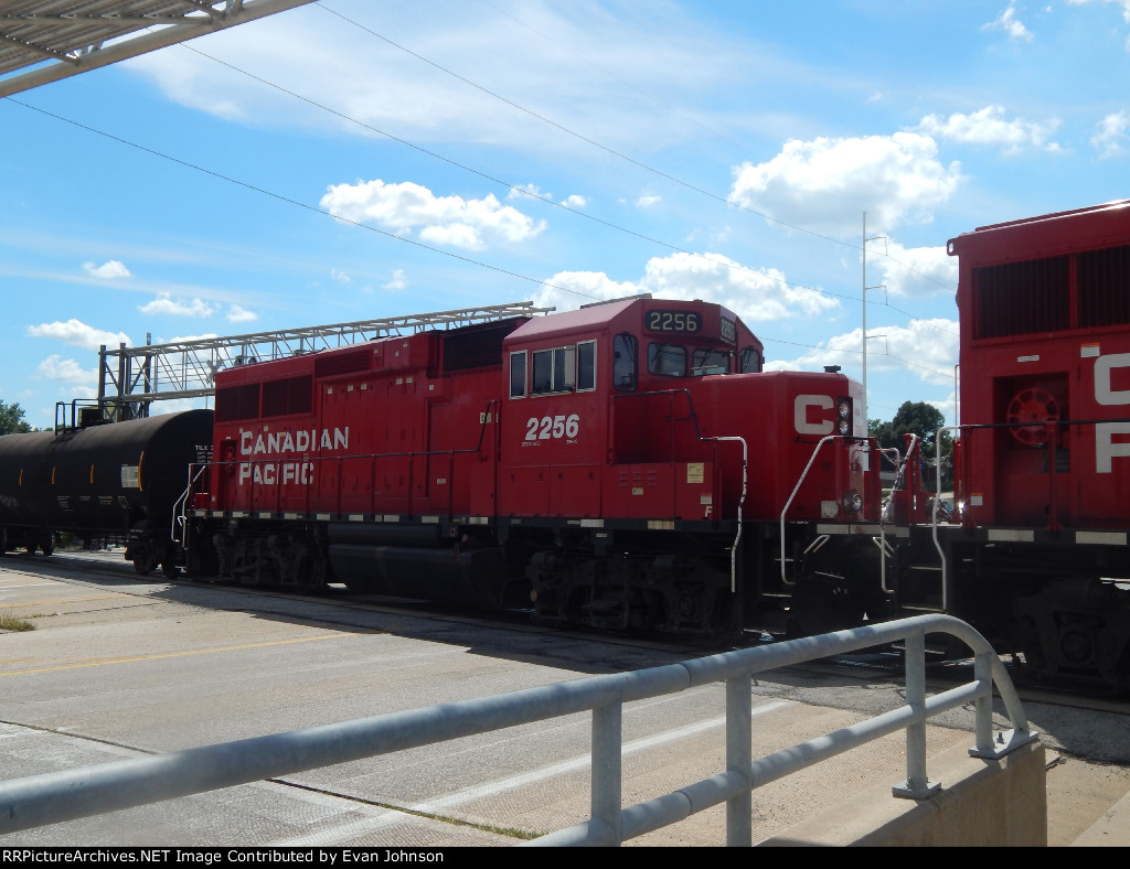 CP 2256 on K70 @ US-6, Davenport, IA